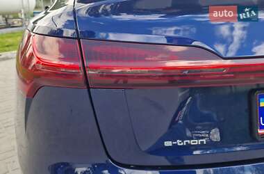 Внедорожник / Кроссовер Audi e-tron Sportback 2022 в 
