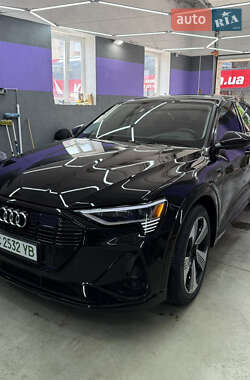 Внедорожник / Кроссовер Audi e-tron Sportback 2021 в 