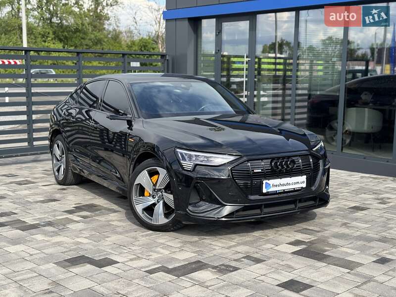 Внедорожник / Кроссовер Audi e-tron Sportback 2020 в 
