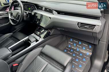 Внедорожник / Кроссовер Audi e-tron Sportback 2020 в 
