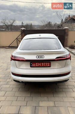 Внедорожник / Кроссовер Audi e-tron Sportback 2021 в 
