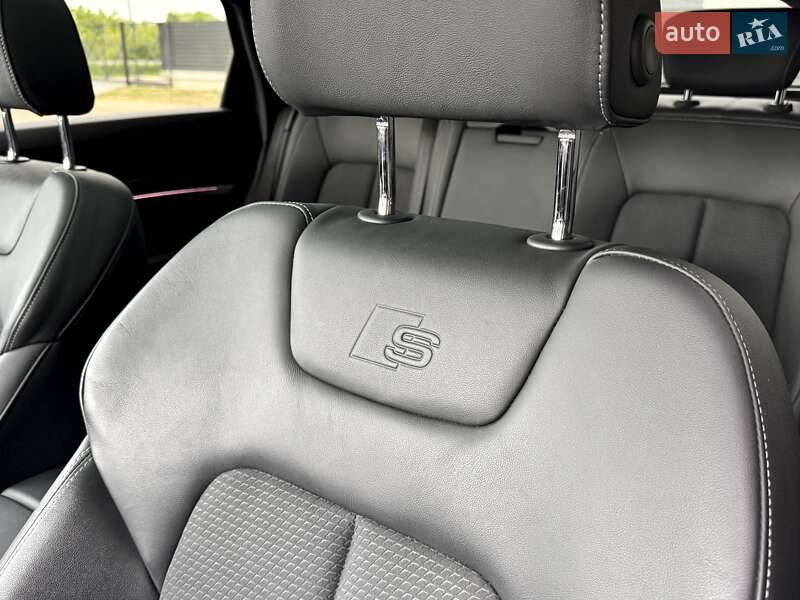 Позашляховик / Кросовер Audi e-tron Sportback 2021 в Києві