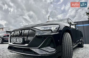 Позашляховик / Кросовер Audi e-tron Sportback 2021 в 