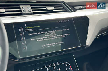 Позашляховик / Кросовер Audi e-tron Sportback 2021 в 