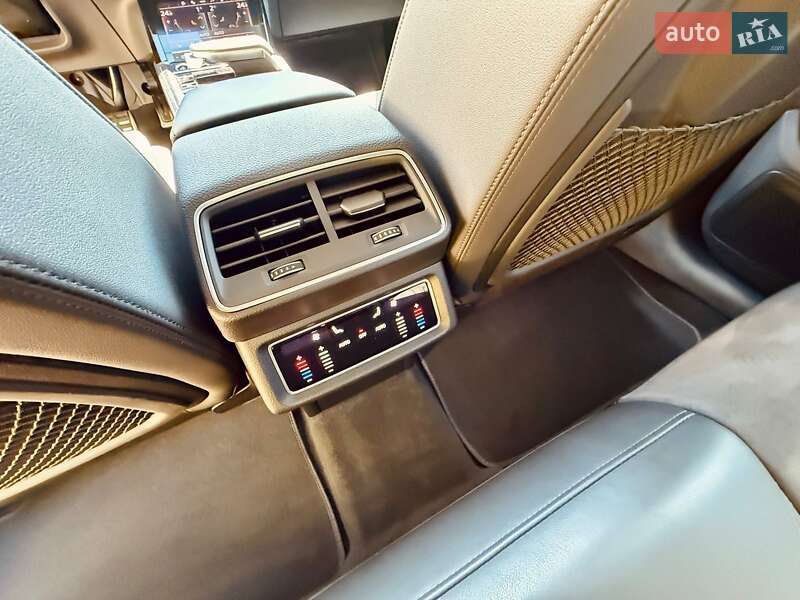 Позашляховик / Кросовер Audi e-tron Sportback 2021 в Одесі