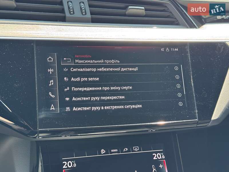 Внедорожник / Кроссовер Audi e-tron Sportback 2023 в Киеве фото 51 Внедорожник / Кроссовер Audi e-tron Sportback 2023 в Киеве