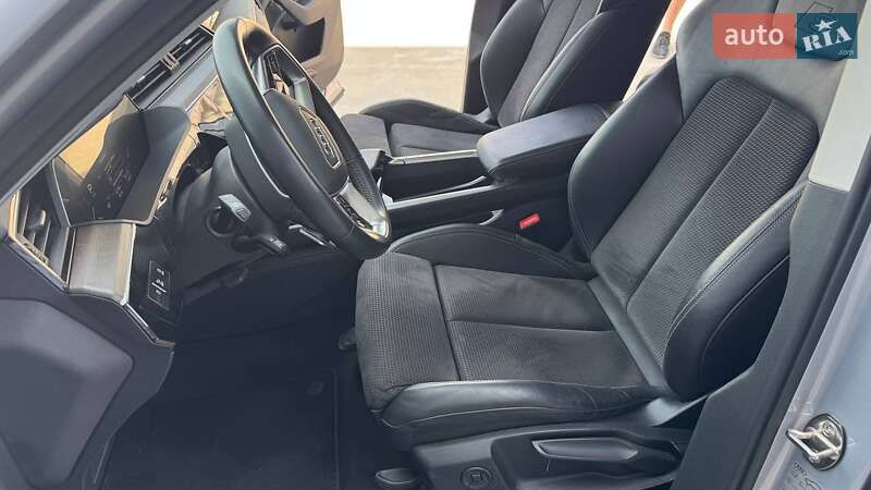 Внедорожник / Кроссовер Audi e-tron Sportback 2020 в Львове фото 29 Внедорожник / Кроссовер Audi e-tron Sportback 2020 в Львове