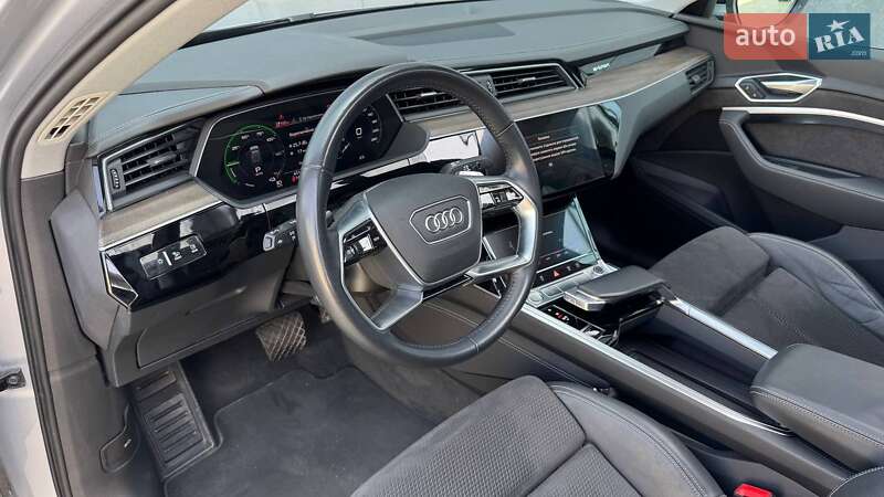 Внедорожник / Кроссовер Audi e-tron Sportback 2020 в Львове фото 41 Внедорожник / Кроссовер Audi e-tron Sportback 2020 в Львове