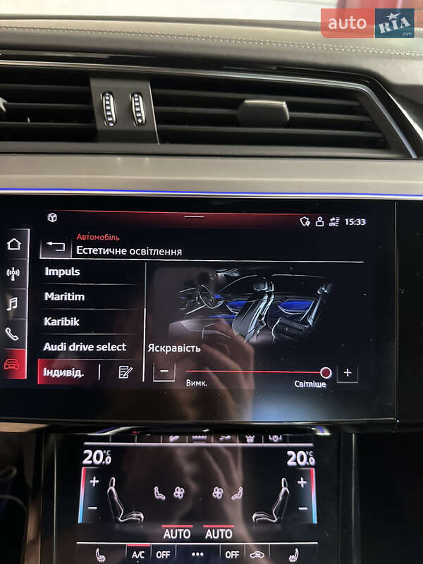 Позашляховик / Кросовер Audi e-tron Sportback 2021 в Чернівцях