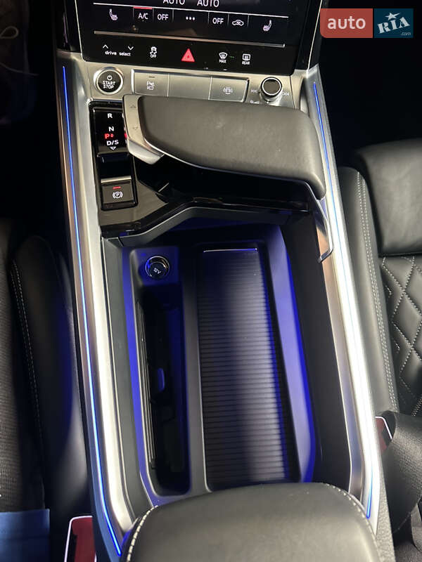 Позашляховик / Кросовер Audi e-tron Sportback 2021 в Чернівцях