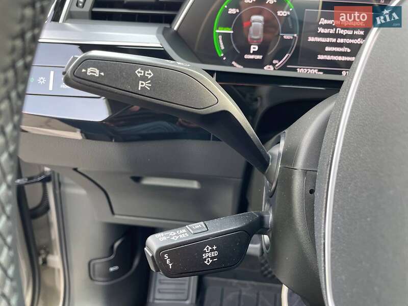 Внедорожник / Кроссовер Audi e-tron Sportback 2021 в Киеве