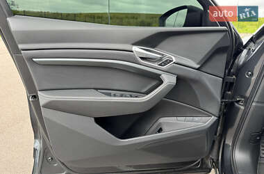 Внедорожник / Кроссовер Audi e-tron Sportback 2020 в 
