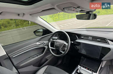 Внедорожник / Кроссовер Audi e-tron Sportback 2020 в 