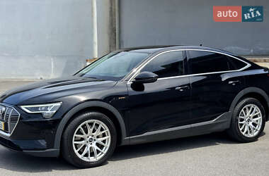 Позашляховик / Кросовер Audi e-tron Sportback 2020 в Ужгороді