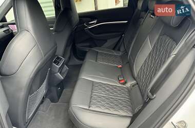 Внедорожник / Кроссовер Audi e-tron Sportback 2022 в 