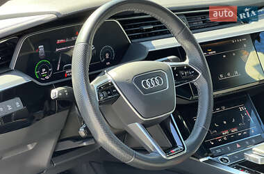 Внедорожник / Кроссовер Audi e-tron Sportback 2020 в 