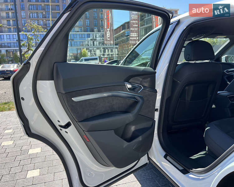 Внедорожник / Кроссовер Audi e-tron Sportback 2020 в Ужгороде