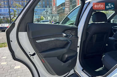 Внедорожник / Кроссовер Audi e-tron Sportback 2020 в 