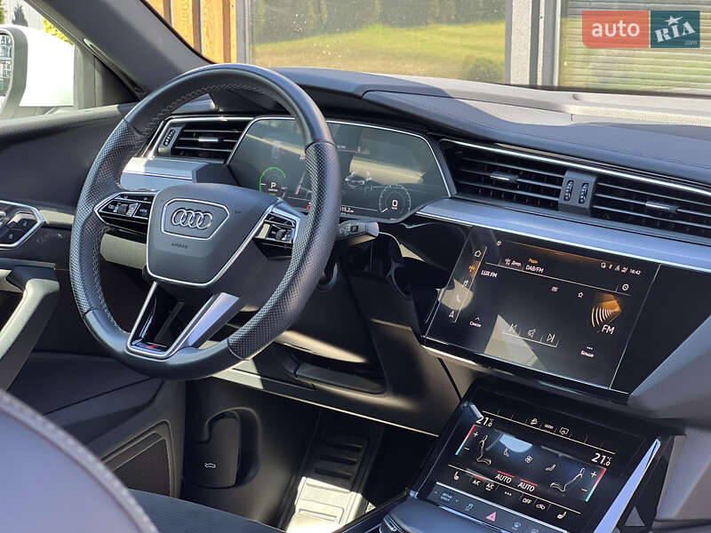 Внедорожник / Кроссовер Audi e-tron Sportback 2020 в Ужгороде