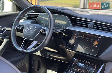 Внедорожник / Кроссовер Audi e-tron Sportback 2020 в 