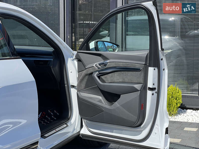 Внедорожник / Кроссовер Audi e-tron Sportback 2020 в Ужгороде