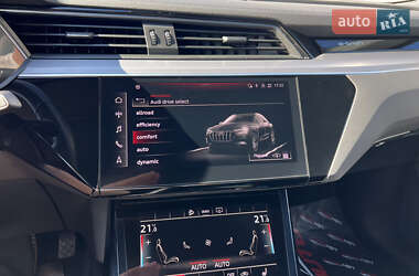 Внедорожник / Кроссовер Audi e-tron Sportback 2020 в 