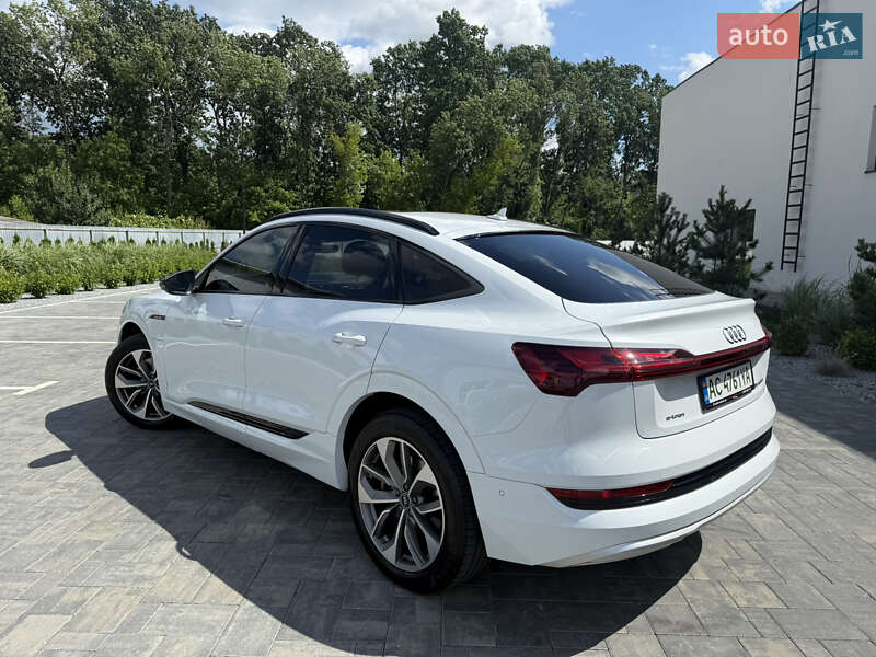 Позашляховик / Кросовер Audi e-tron Sportback 2020 в Луцьку