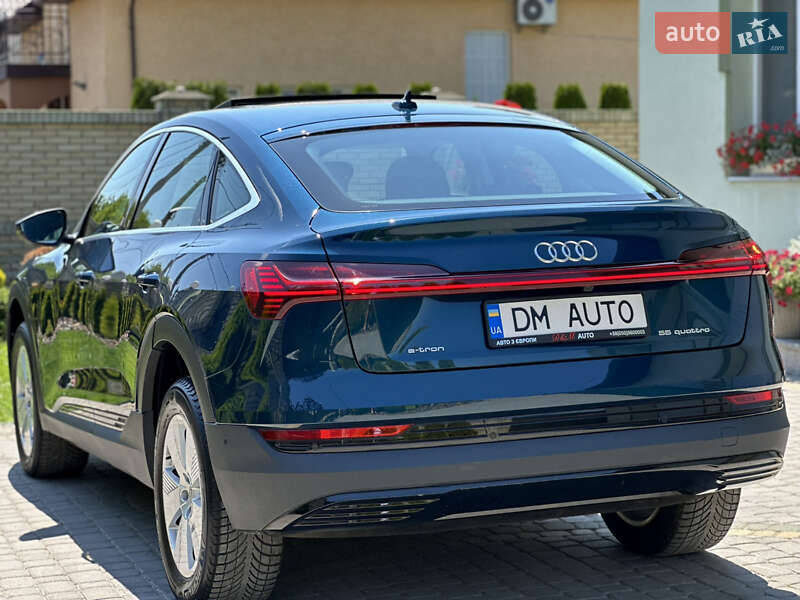 Позашляховик / Кросовер Audi e-tron Sportback 2021 в Тернополі