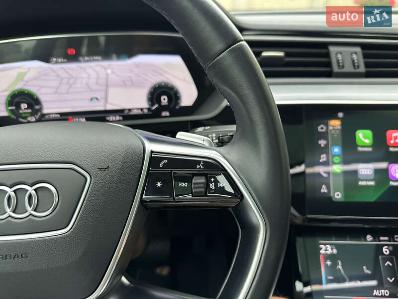 Позашляховик / Кросовер Audi e-tron Sportback 2021 в Тернополі