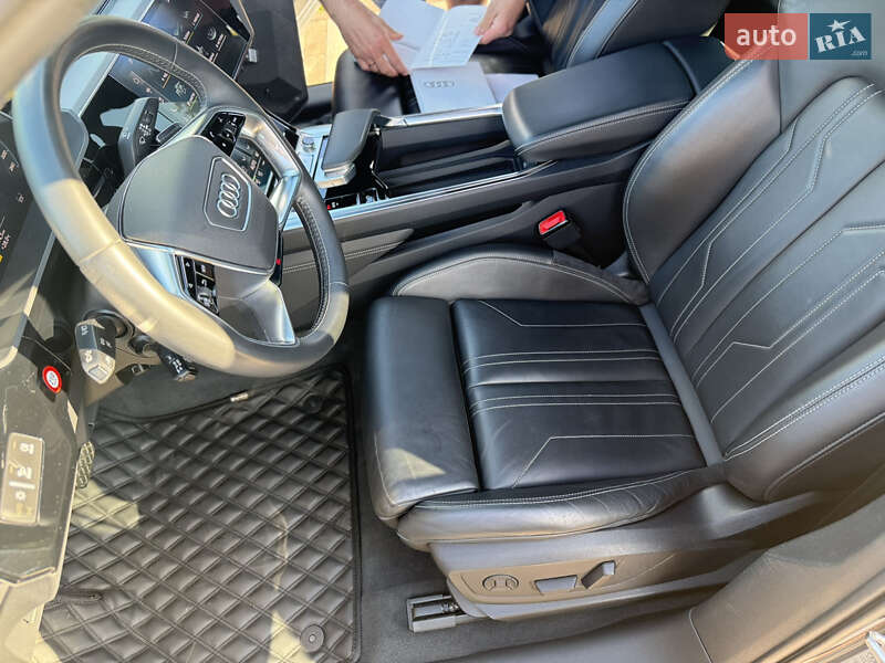 Внедорожник / Кроссовер Audi e-tron Sportback 2020 в Киеве