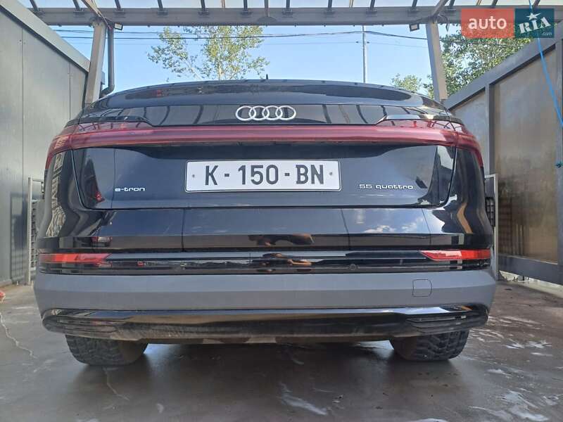 Внедорожник / Кроссовер Audi e-tron Sportback 2020 в Днепре