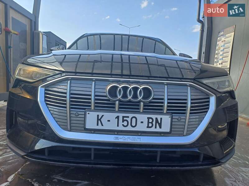 Внедорожник / Кроссовер Audi e-tron Sportback 2020 в Днепре