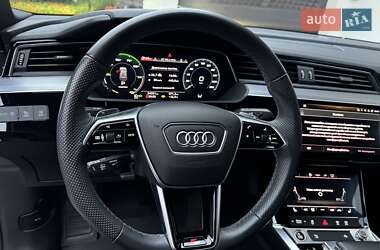 Внедорожник / Кроссовер Audi e-tron Sportback 2021 в 