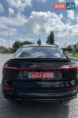 Внедорожник / Кроссовер Audi e-tron Sportback 2023 в 