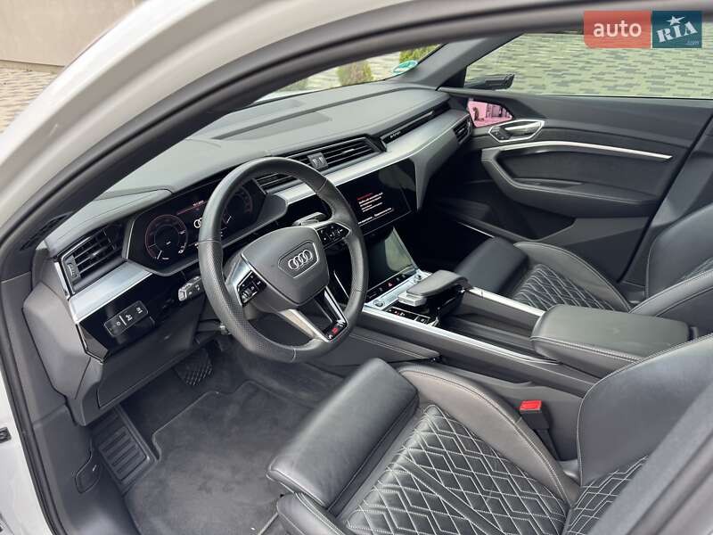 Внедорожник / Кроссовер Audi e-tron Sportback 2022 в Мукачево