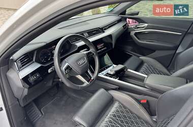 Внедорожник / Кроссовер Audi e-tron Sportback 2022 в 