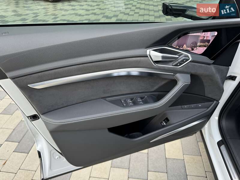 Внедорожник / Кроссовер Audi e-tron Sportback 2022 в Мукачево