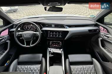 Внедорожник / Кроссовер Audi e-tron Sportback 2022 в 