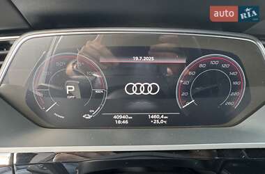 Внедорожник / Кроссовер Audi e-tron Sportback 2022 в 