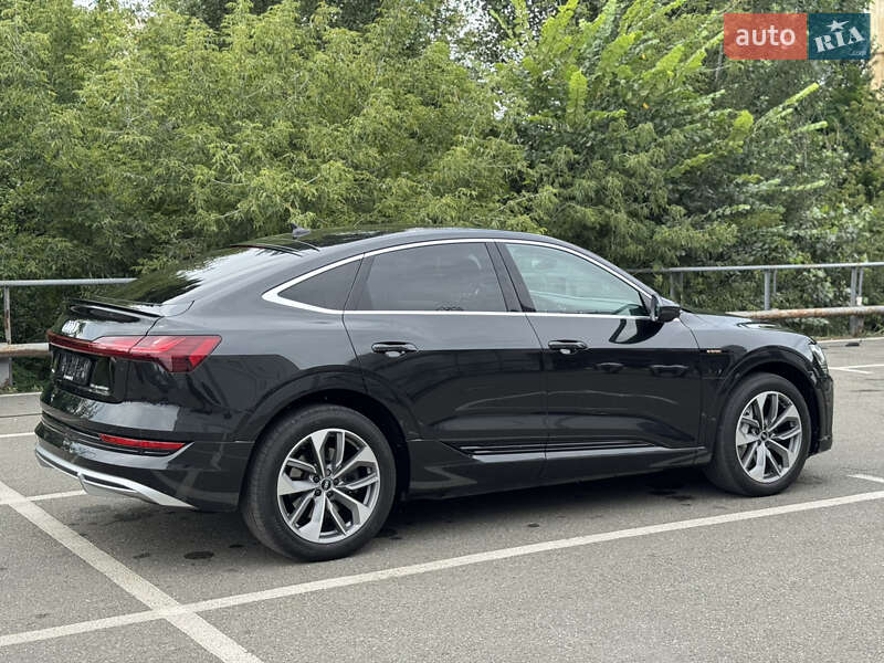 Внедорожник / Кроссовер Audi e-tron Sportback 2021 в Киеве