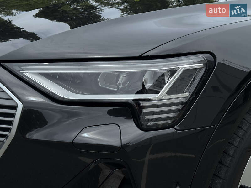 Внедорожник / Кроссовер Audi e-tron Sportback 2021 в Киеве