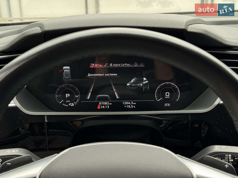 Внедорожник / Кроссовер Audi e-tron Sportback 2021 в Киеве