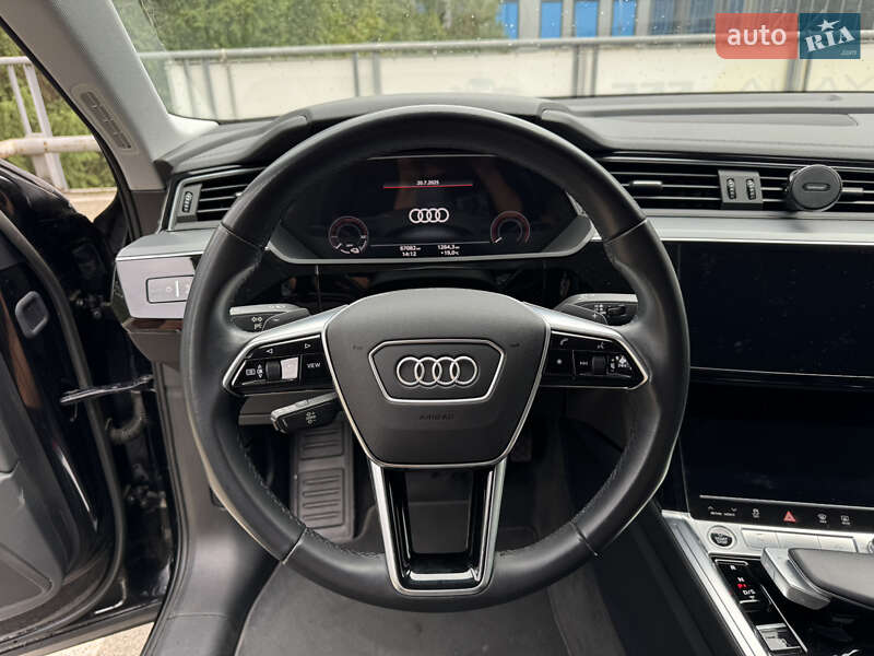 Внедорожник / Кроссовер Audi e-tron Sportback 2021 в Киеве