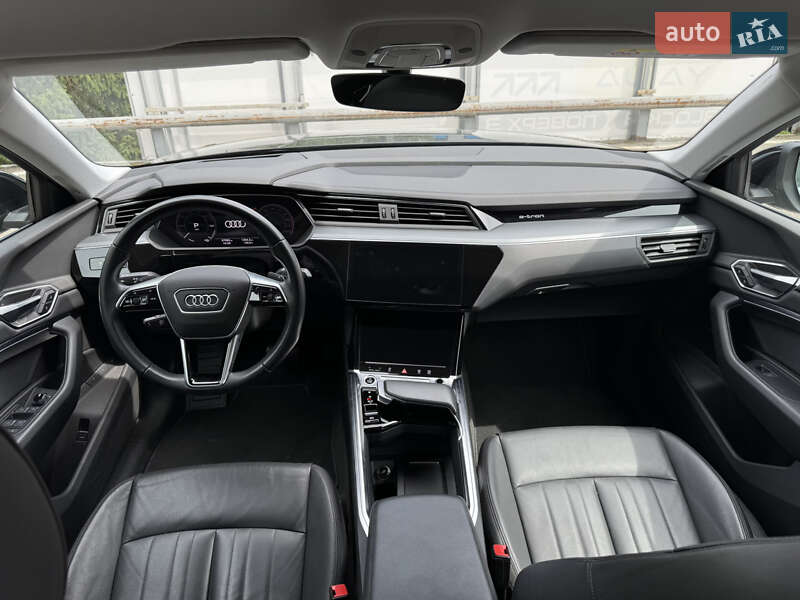 Внедорожник / Кроссовер Audi e-tron Sportback 2021 в Киеве