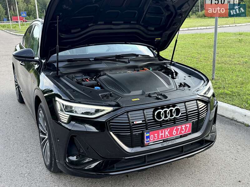 Внедорожник / Кроссовер Audi e-tron Sportback 2021 в Киеве