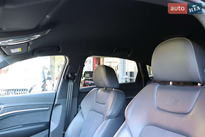 Внедорожник / Кроссовер Audi e-tron Sportback 2022 в Львове