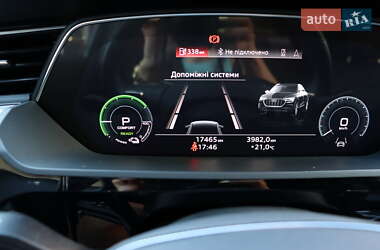 Внедорожник / Кроссовер Audi e-tron Sportback 2022 в 