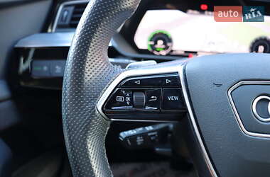 Позашляховик / Кросовер Audi e-tron Sportback 2022 в Львові