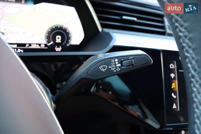 Внедорожник / Кроссовер Audi e-tron Sportback 2022 в Львове