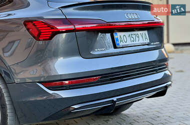 Внедорожник / Кроссовер Audi e-tron Sportback 2021 в 